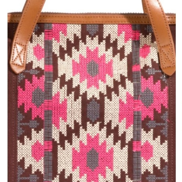 Johnny Was PAIGE WEEKEND BAG - Picture 4 of 7